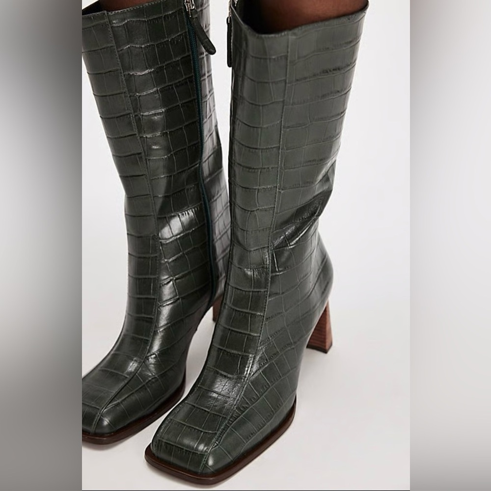Vicenza Midi Square-Toe Boots